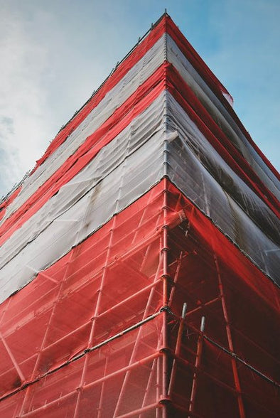 Construction Debris Netting: 8 Factors to Consider Before Choosing the Right One